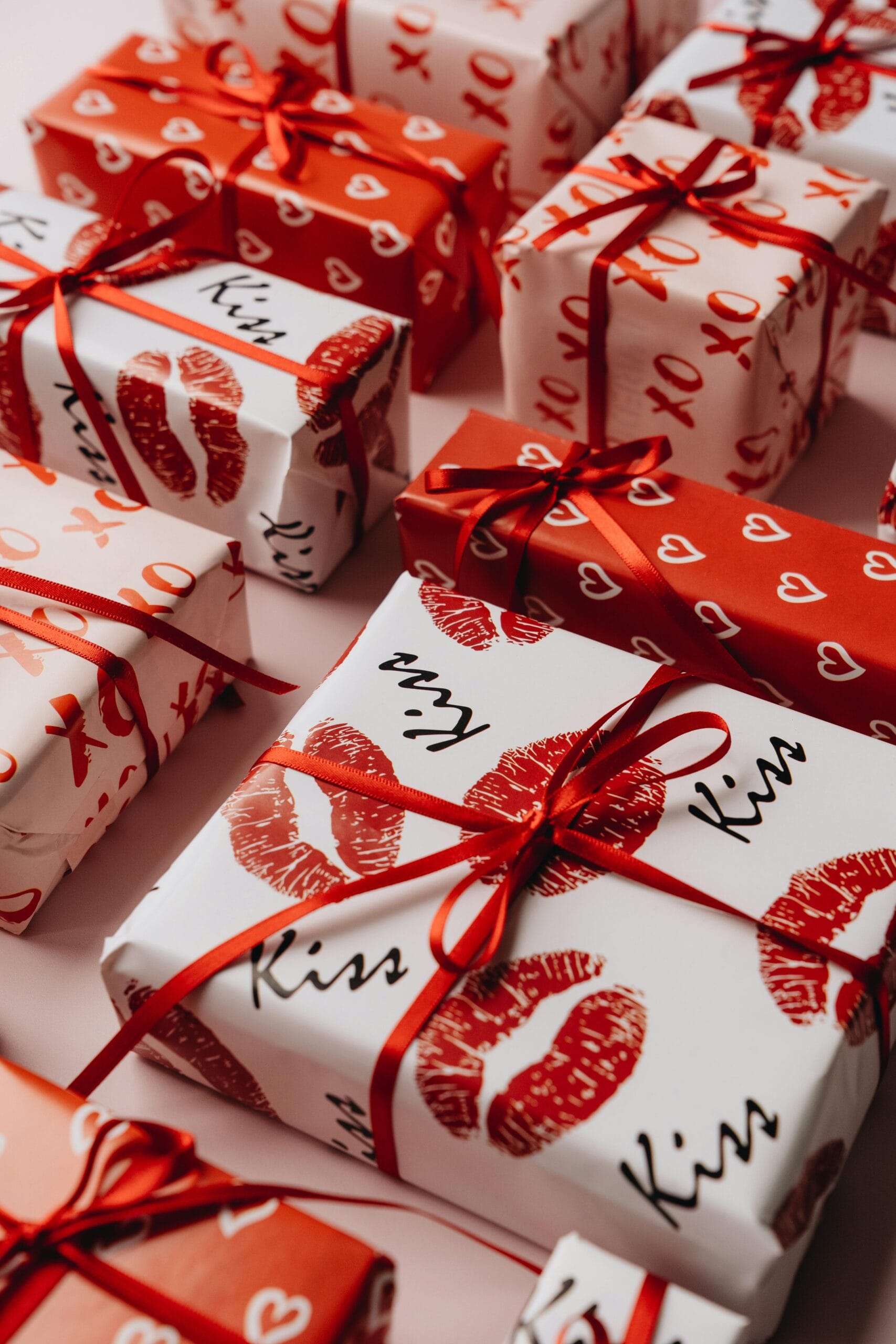 You are currently viewing Valentine’s Day Gifts for Your Husband  Thoughtful & Unique Ideas